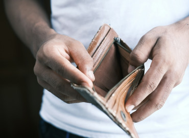 как банкротство влияет на детей должника, забирают ли их, сохранятся ли алименты - фото - 1